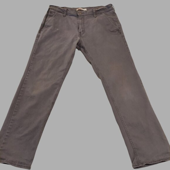 SALE! Pre-Loved Men's Signature Levi Strauss Pants- 34/32 - Picture 2 of 8